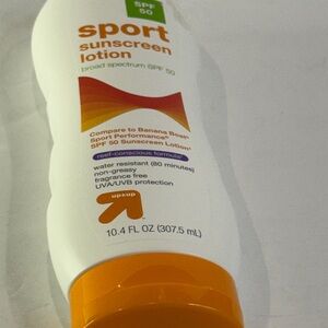 🆕 🌞 Active Lifestyle Hero: Up & Up Sport Sunscreen Lotion SPF 50 - 10.4 fl oz 🆕
